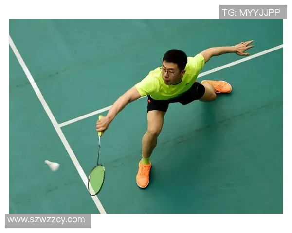 火箭队与灰熊队激战正酣比分胶着精彩瞬间回顾与分析