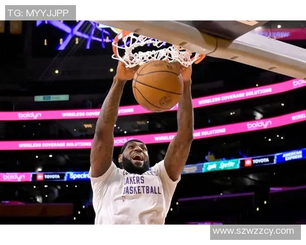 詹姆斯创历史新纪录成为首位4万分1万板1万助的传奇球员